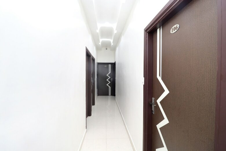 Apartamento Oyo 16379 Hotel Livinn Hub