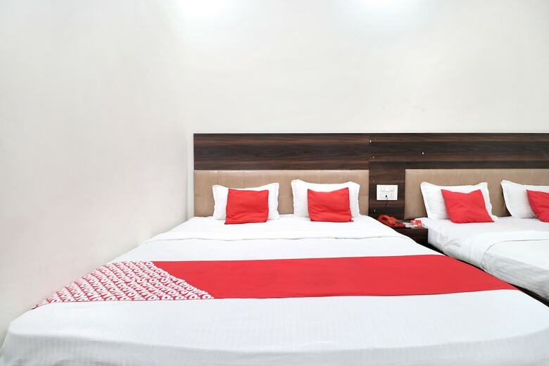 Apartamento Oyo 16379 Hotel Livinn Hub
