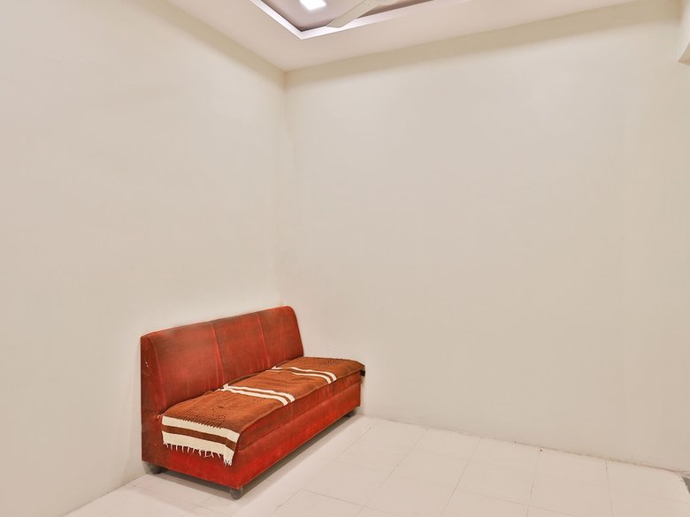 Hotel Oyo 13598 Chandra Villas