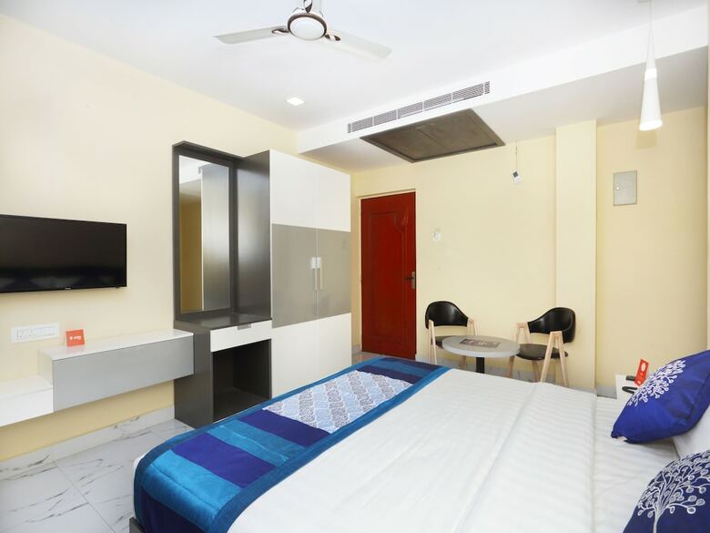 Hotel Oyo 14852 Rahmath Residency