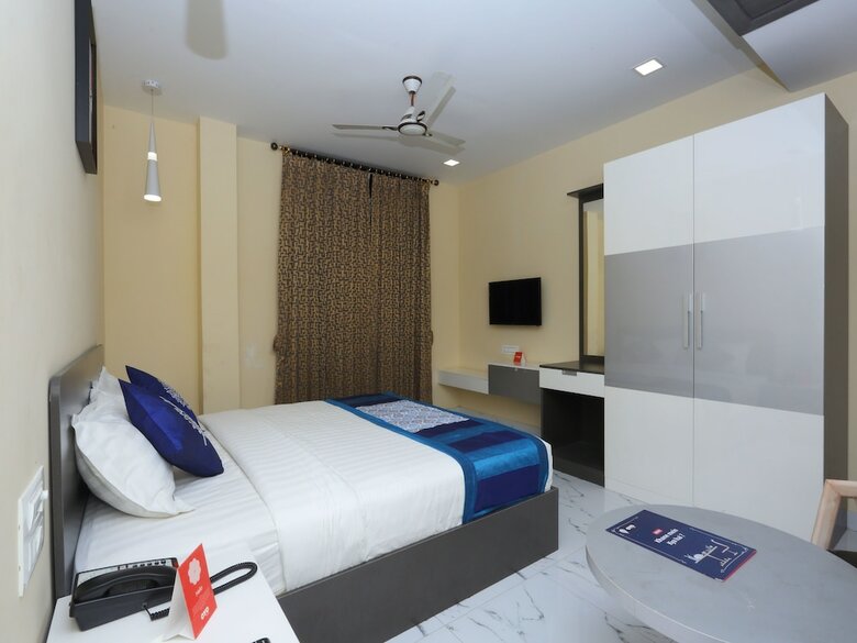 Hotel Oyo 14852 Rahmath Residency