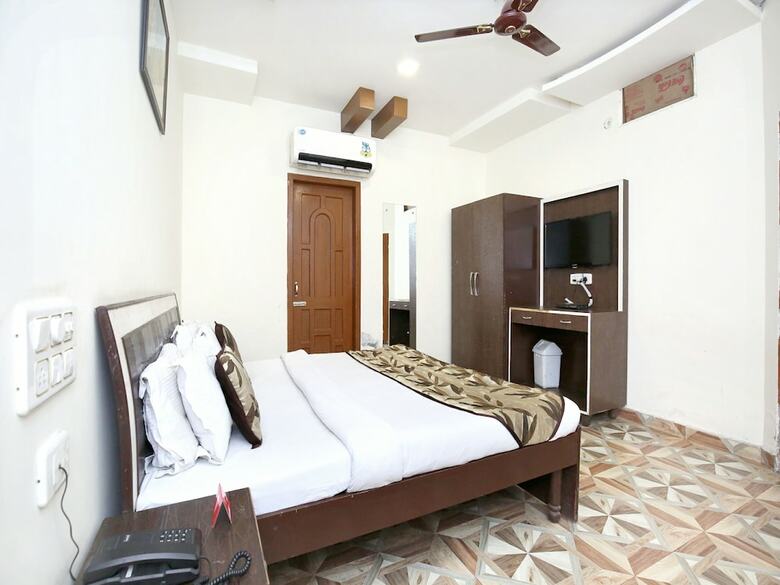 Oyo 6939 Hotel Aashiana