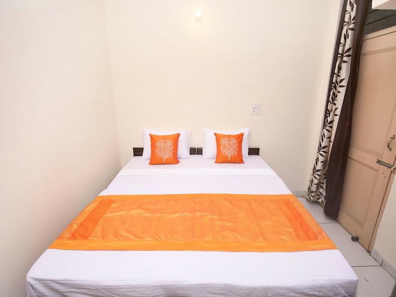 Hotel Oyo 13007 Humble Residency
