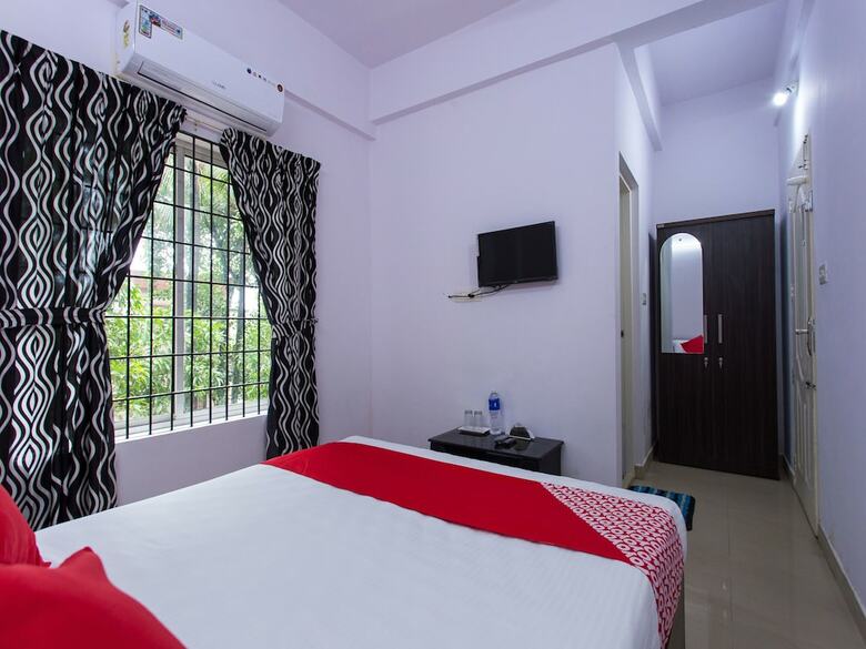 Hotel Oyo 15599 Reem Residency