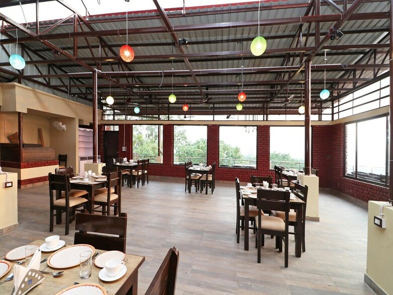 Hotel Oyo 14766 Pacify Hills