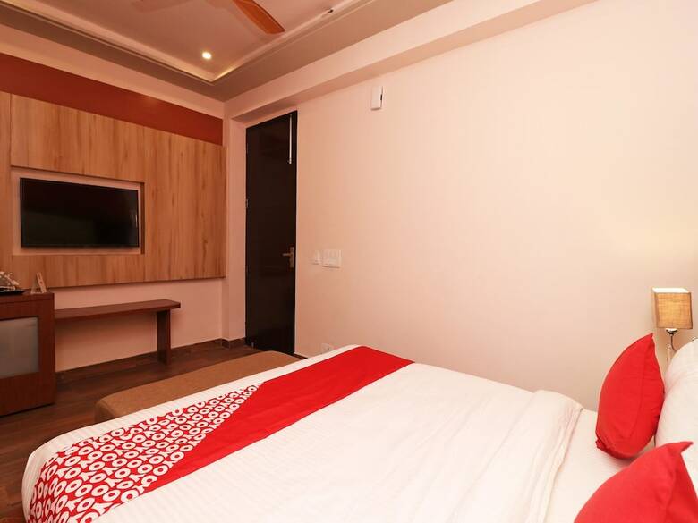 Hotel Oyo 14766 Pacify Hills