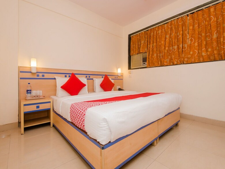 Hotel Oyo 15103 Blue Sapphires