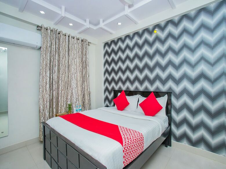 Hotel Oyo 16455 Amazing  Inn