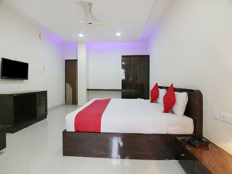 Hotel Oyo Flagship 15444 Manasa Electronic City