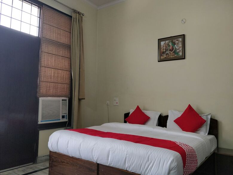 Hotel Oyo 14105 Sai Vihar