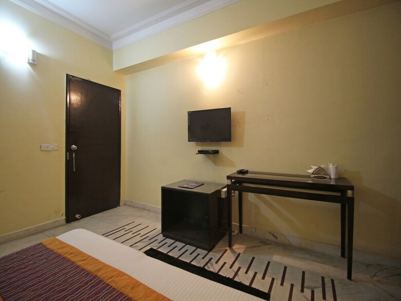 Hotel Oyo 5106 Hks Residency