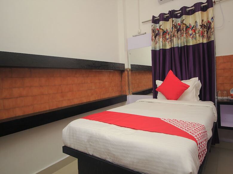 Hotel Oyo 12992 Prince Lodge