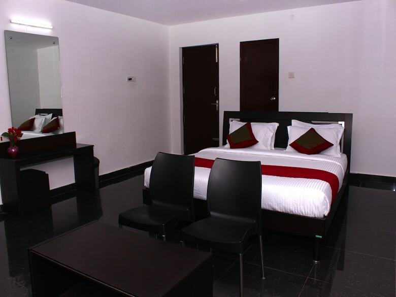 Oyo 14807 Hotel Yercaud The Raintrees