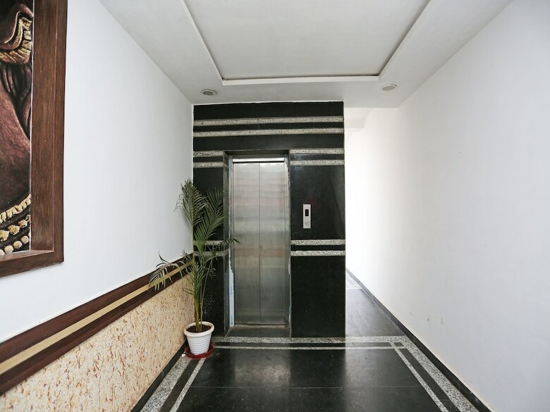 Oyo 13125 Hotel Gwal Palace