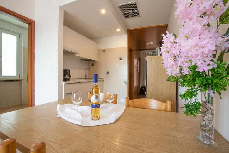 Holidays Residence