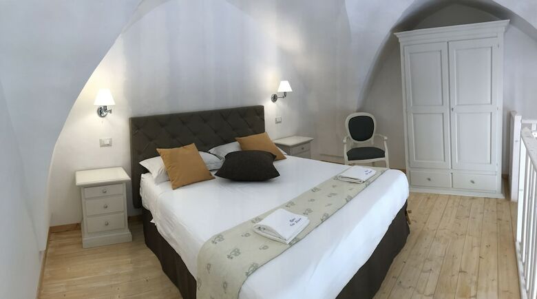 Relais Villa Scinata Luxury Suite