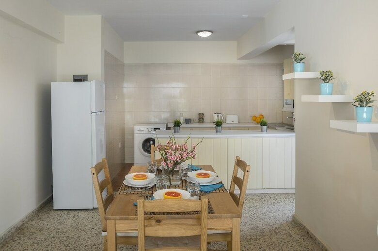 Apartamentos Central Ayia Napa Suite