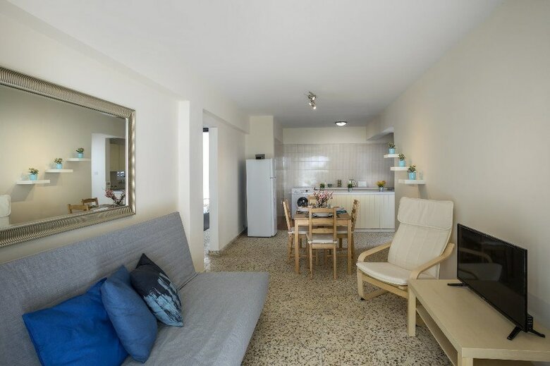 Apartamentos Central Ayia Napa Suite