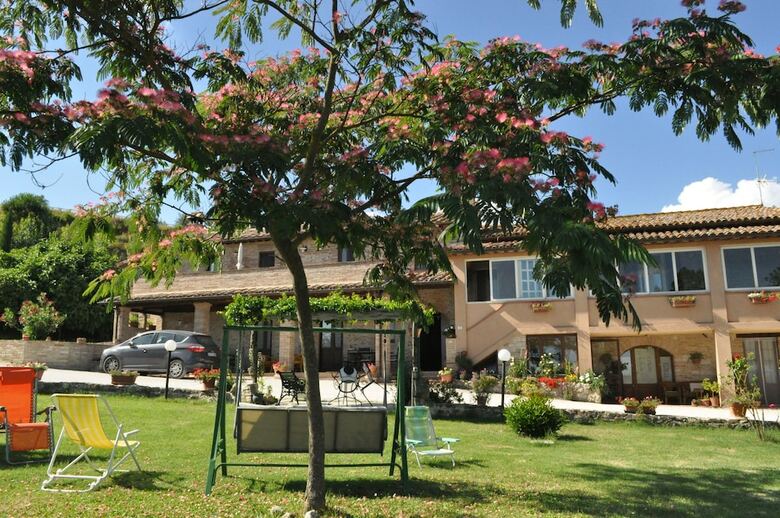 Agroturismo Farm Stay Il Carro Del Colle