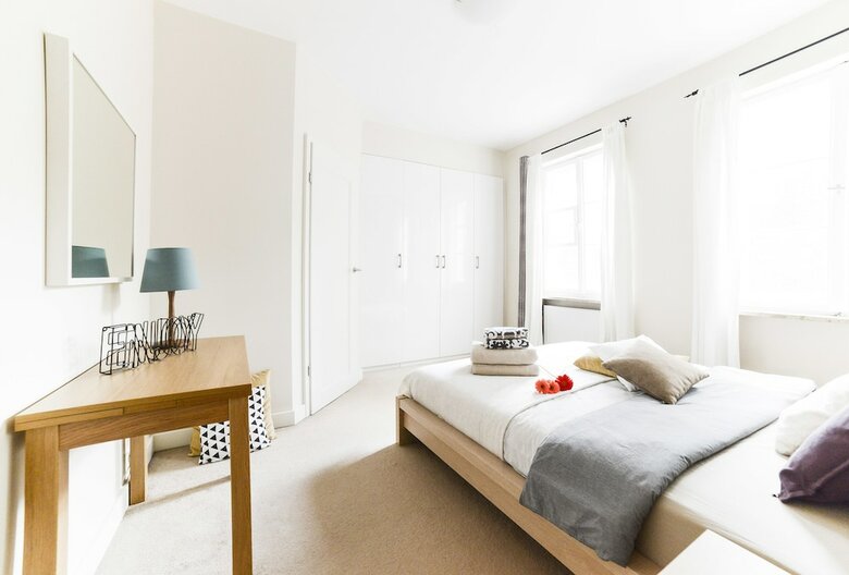 Spacious Apartment In The Old Town