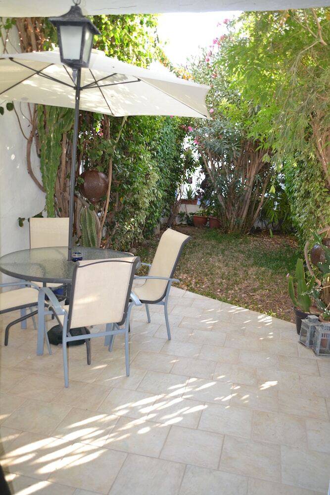 Apartamentos Mari House
