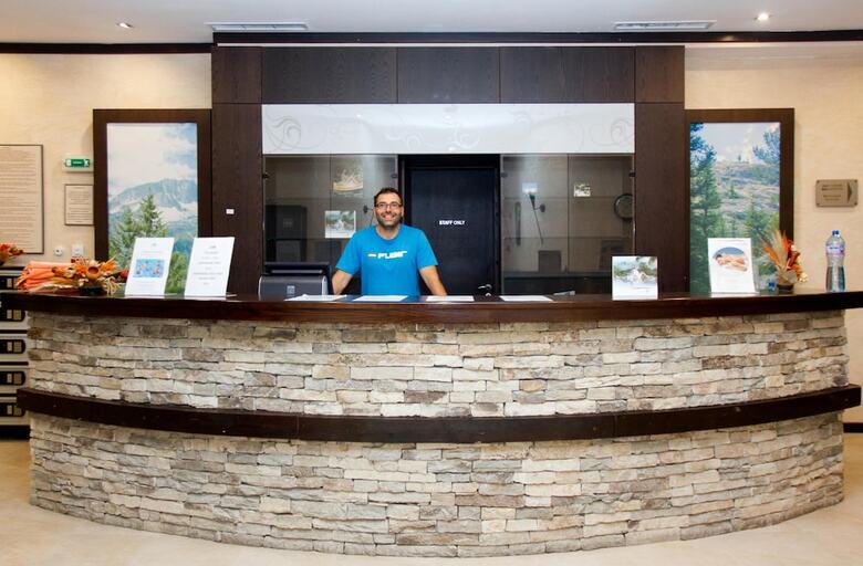 St. Ivan Rilski Hotel & Apartments