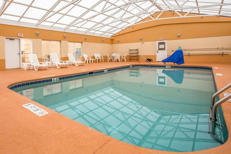 Hotel Comfort Inn & Suites Ft. Jackson Maingate
