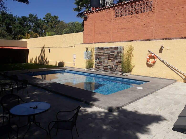 Hotel Country Plaza