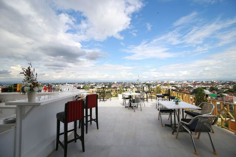 Leiview Hotel