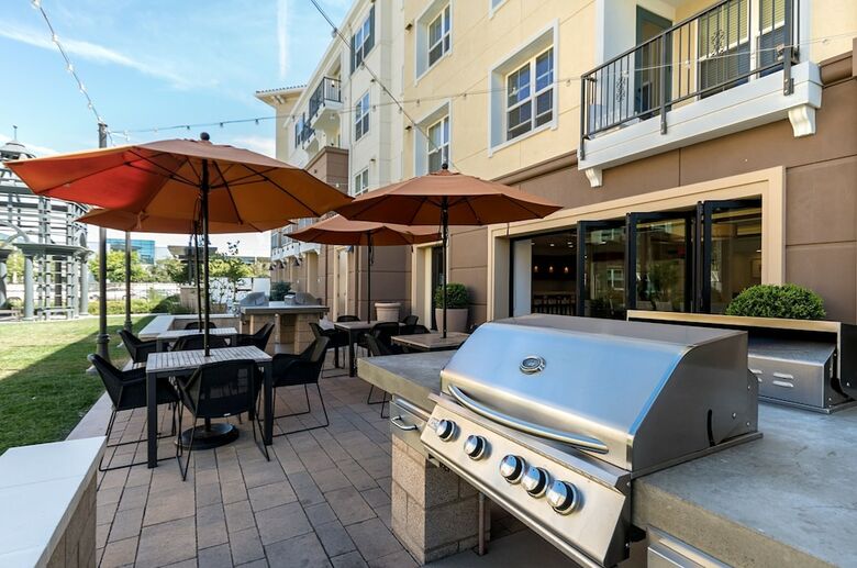 Apartamentos Bluebird Suites In Silicon Valley