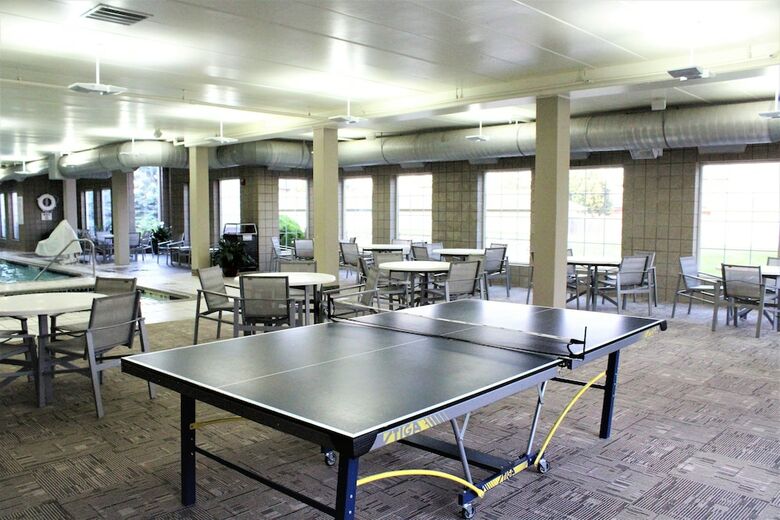 Holiday Inn Express Hotel & Suites St. Cloud