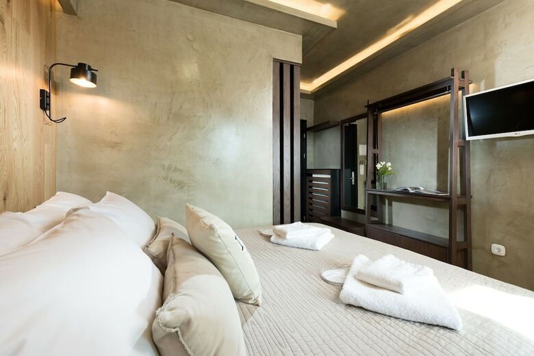 Tsikeli Hotel - Adults Only