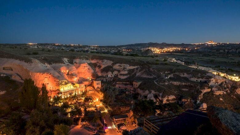 The Village Cave Hotel