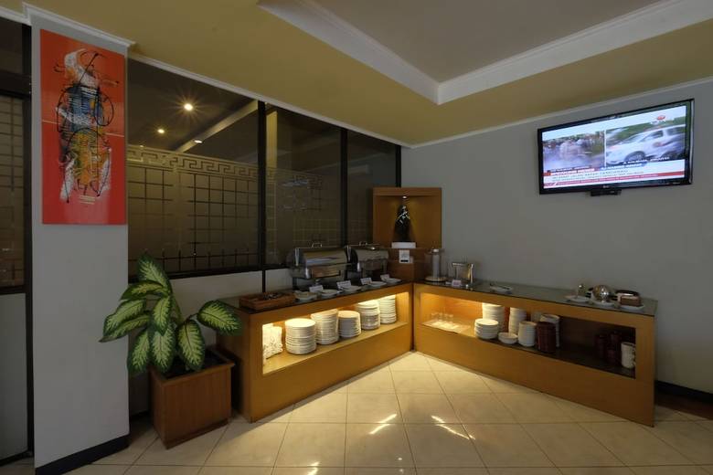 The Yani Hotel