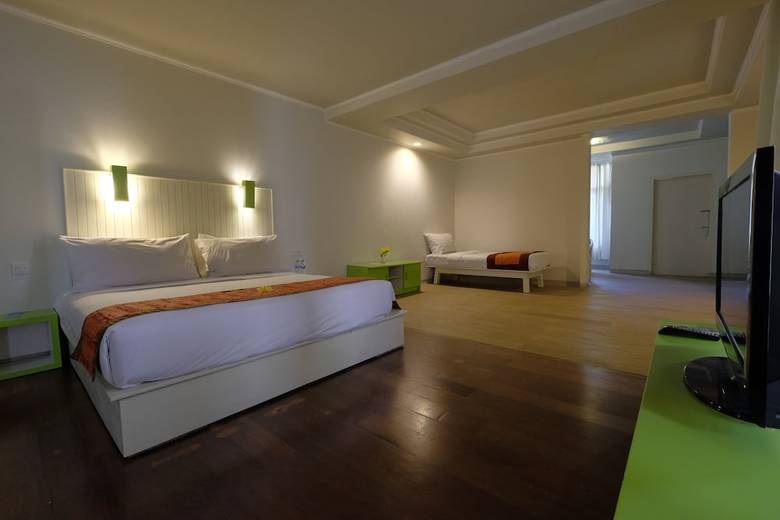 The Yani Hotel
