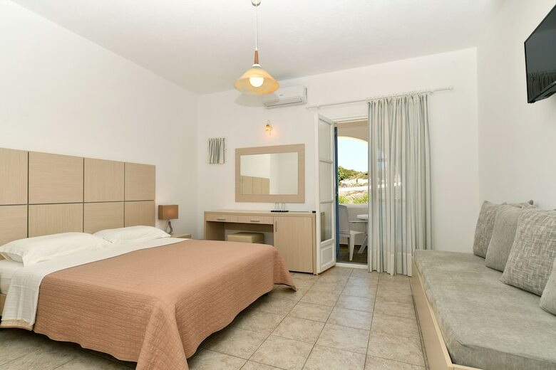 Kosmitis Hotel