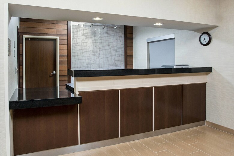Hotel Fairfield Inn & Suites Victoria