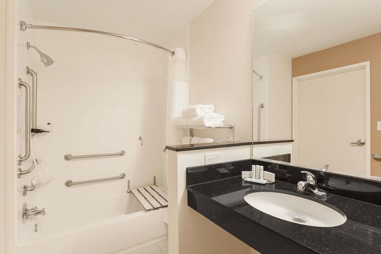 Hotel Fairfield Inn & Suites Victoria