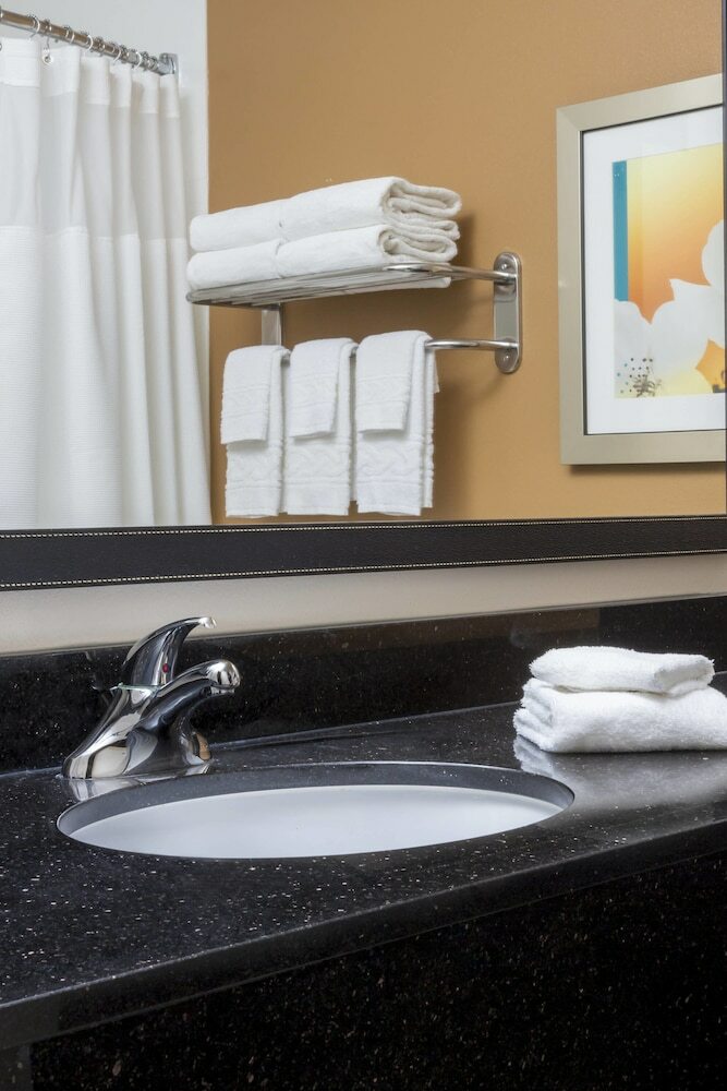 Hotel Fairfield Inn & Suites Victoria