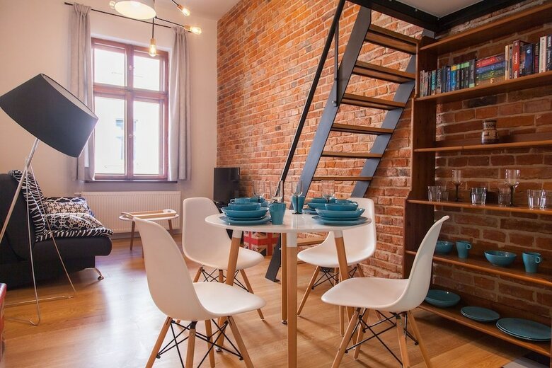 Bc7 Apartments