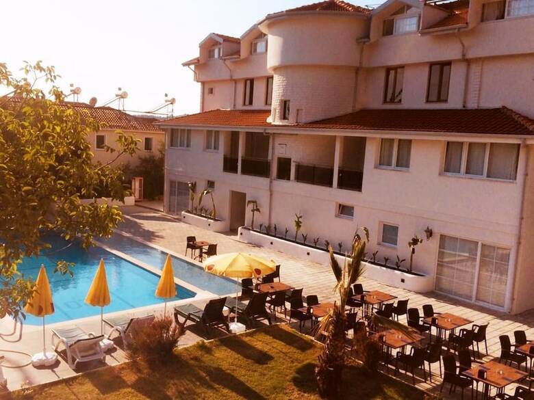 Hotel De Huzur
