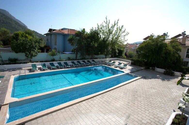 Hotel De Huzur