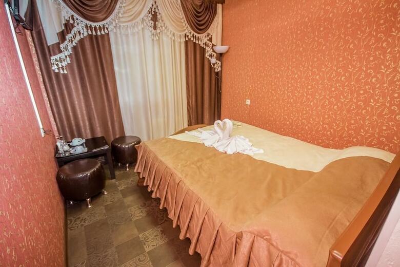 Fab Mini Hotel