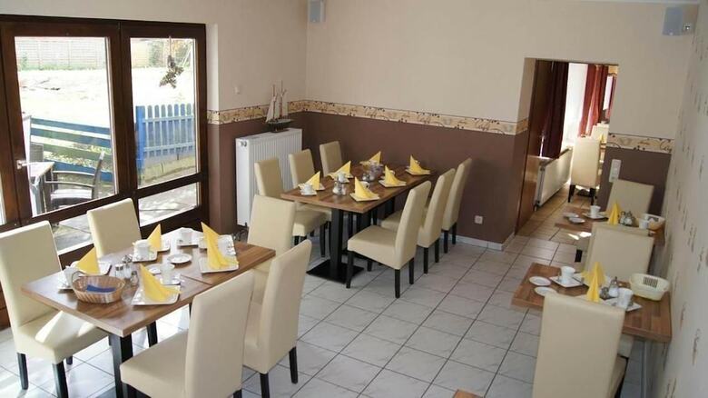 Hotel Dorfkrug B�sum