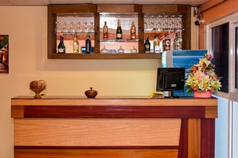 Hotel Serena Palace