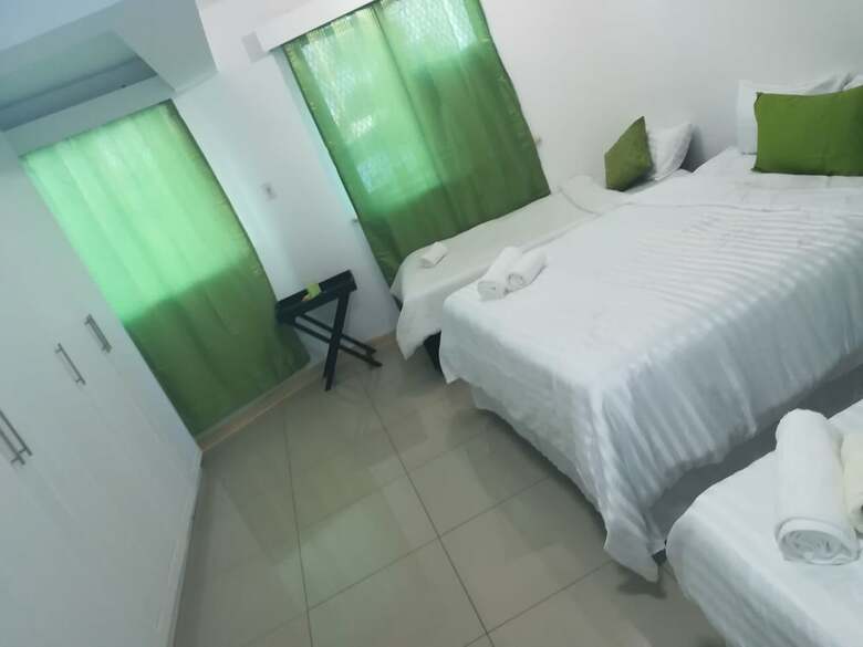 N-self Catering Lodge