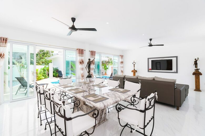 Wirason Villa 4 Bedrooms