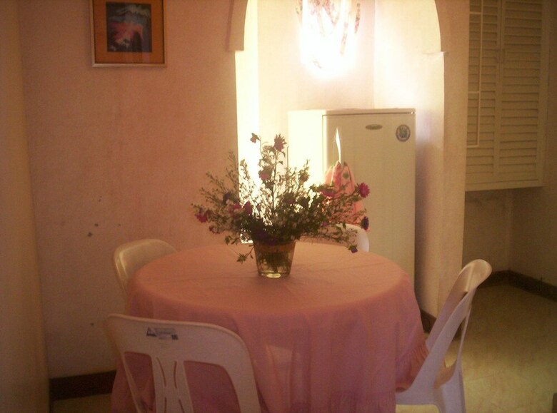 3br Unit 2 Jefrell Apartments