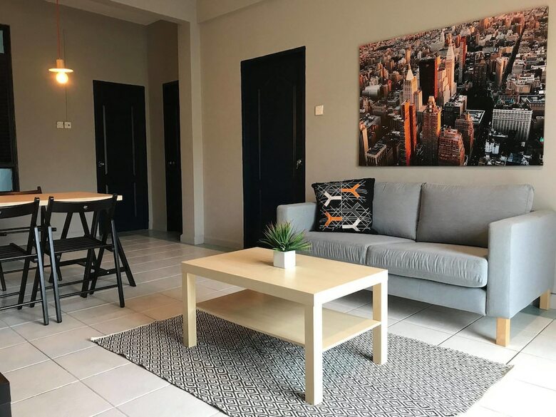 Elopura Vacation Apartment