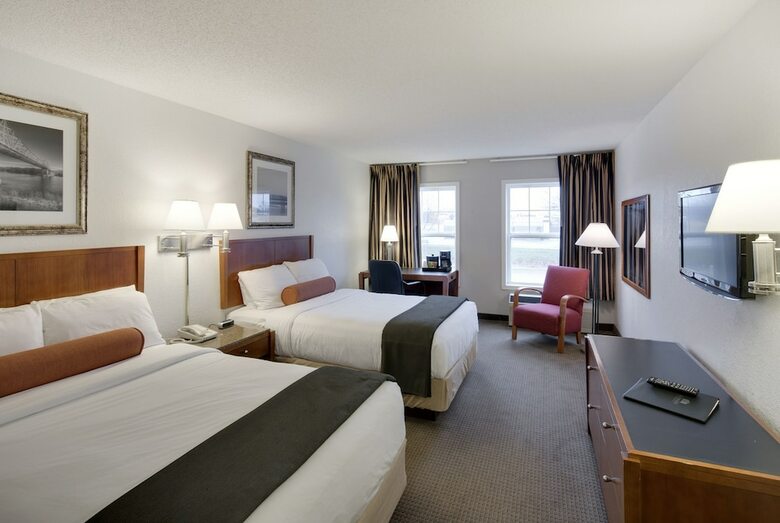Hotel Redwood Lodge